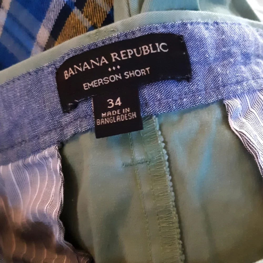 Mens Shorts BANANA REPUBLIC EMERSON 34 Green Casual B17